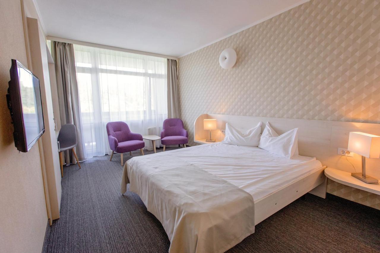 Hotel Termal ไบเลเฟลิกซ์ ภายนอก รูปภาพ